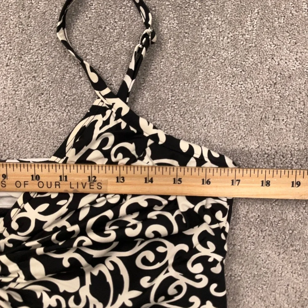 Miraclesuit Tankini Top Womens‎ 16 Black White Layered Scroll Flyaway Resortwear